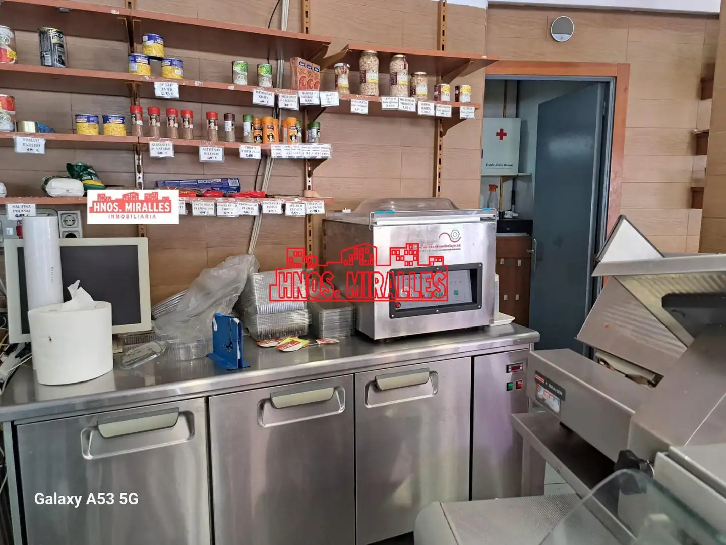 Local en venta en Elche / Elx con Aire acondicionado y Amueblado