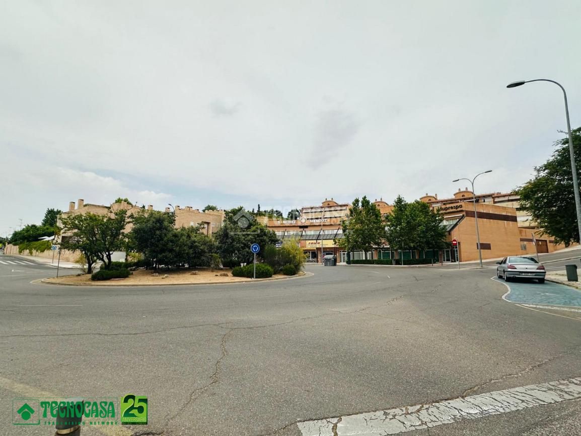 Exterior view of Garage for sale in  Toledo Capital