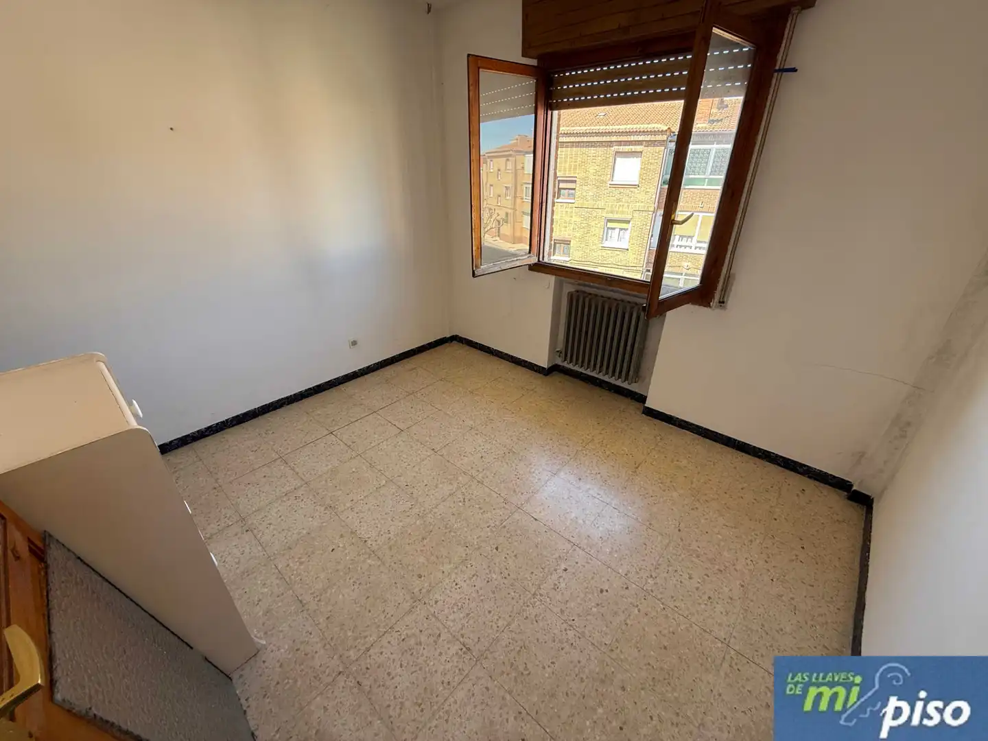 Bedroom of Attic for sale in Portillo  with Heating, Terrace and Oven