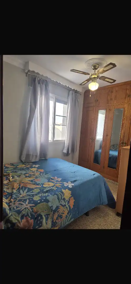 Bedroom of Flat for sale in Chiclana de la Frontera  with Furnished, Oven and Washing machine