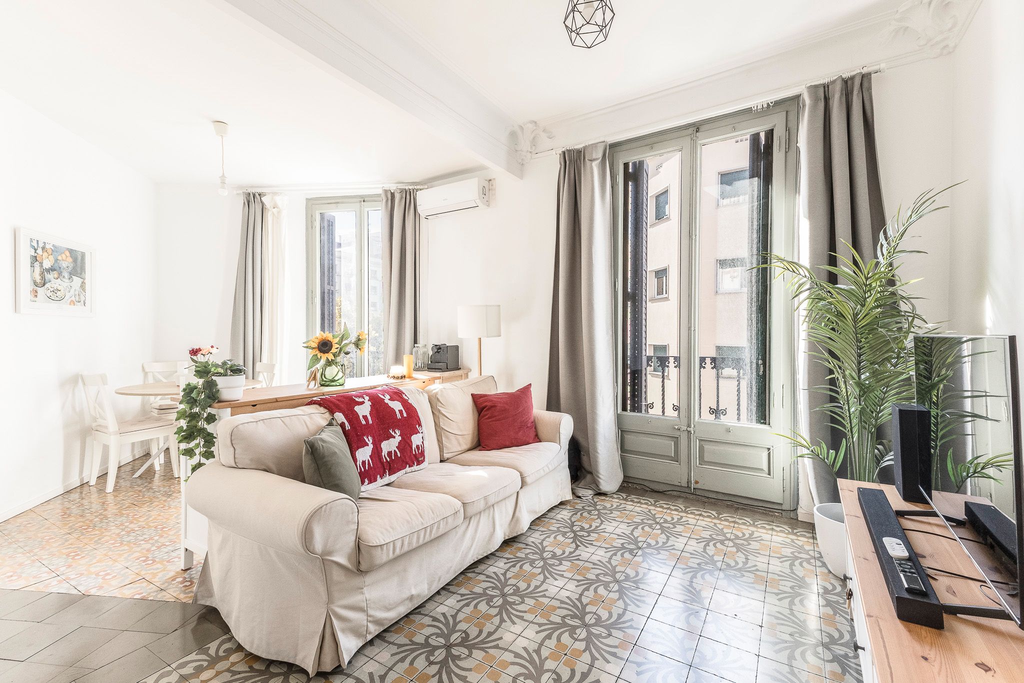 Sala d'estar de Apartament en venda en  Barcelona Capital amb Aire condicionat, Calefacció i Balcó