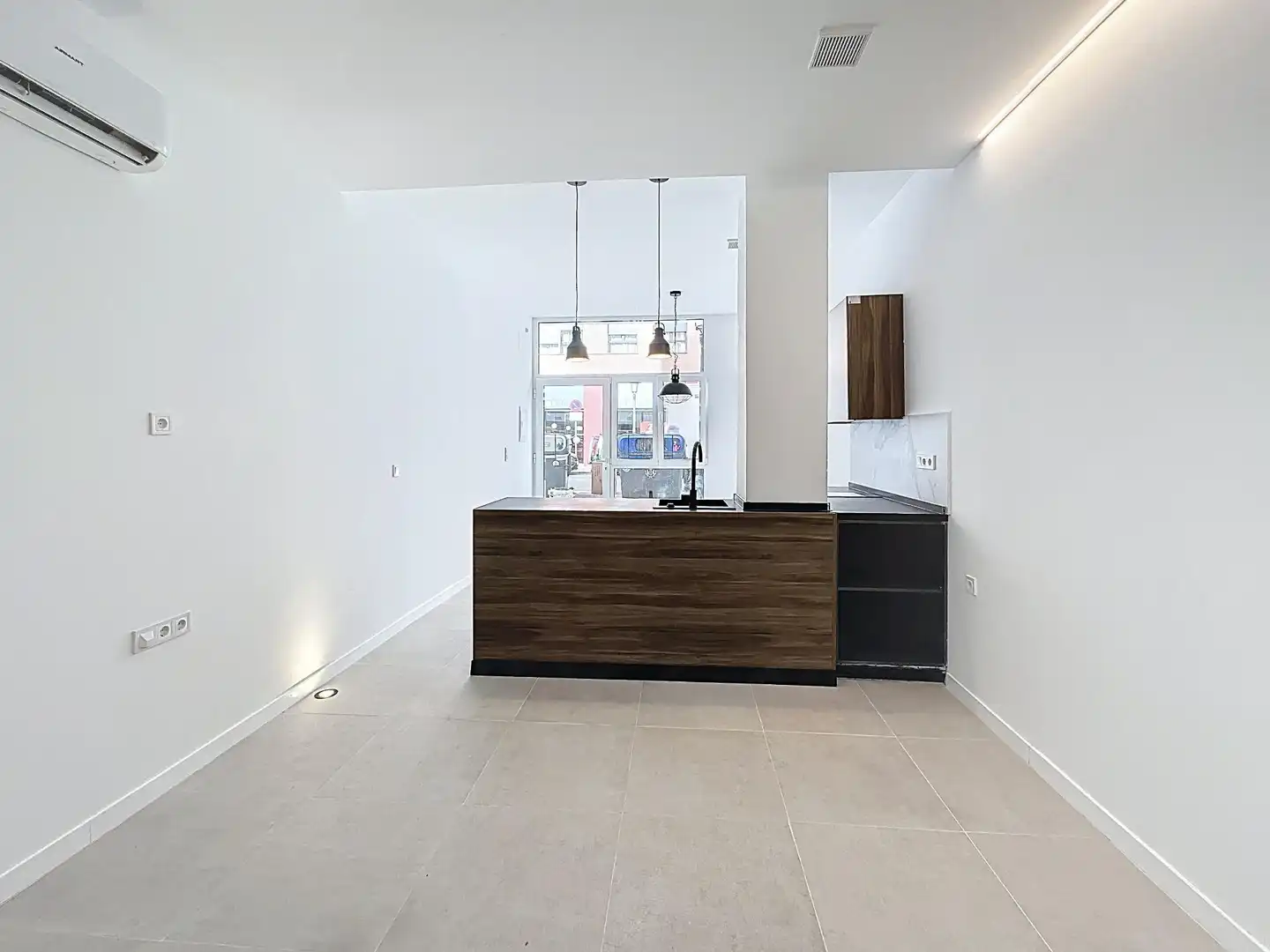 Bajo con ascensor en venta en Calle de Cartagena, imagen 8