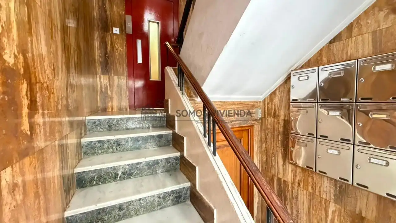 Piso en venta en Ourense Capital  con Calefacción