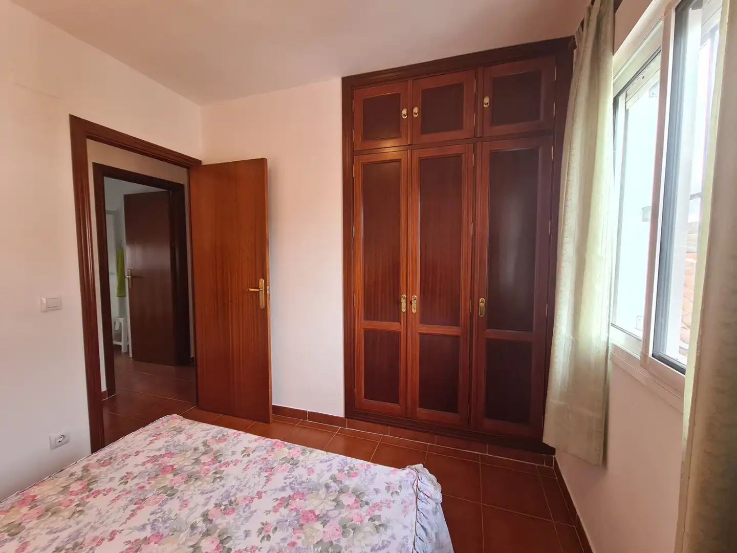 Habitación de Casa adosada en venta en Higuera de la Sierra con Aire acondicionado, Terraza y Trastero