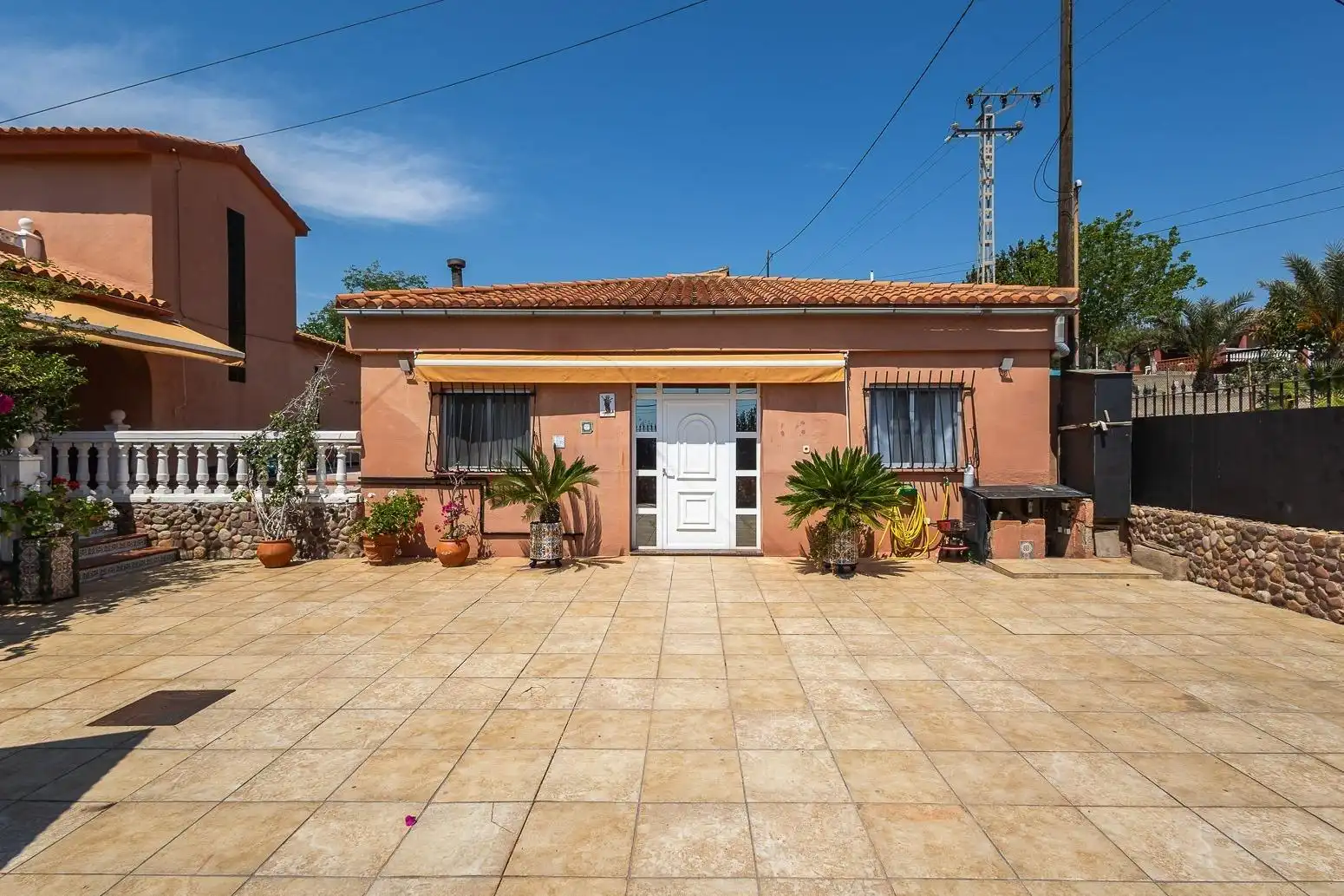 Vista exterior de Casa o xalet en venda en Onda amb Aire condicionat, Calefacció i Jardí privat