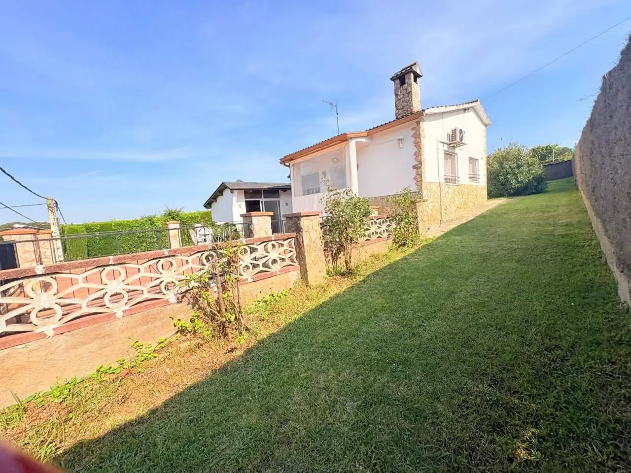 Garden of Houses for sale in Caldes de Malavella  with Air Conditioner, Heating and Private garden
