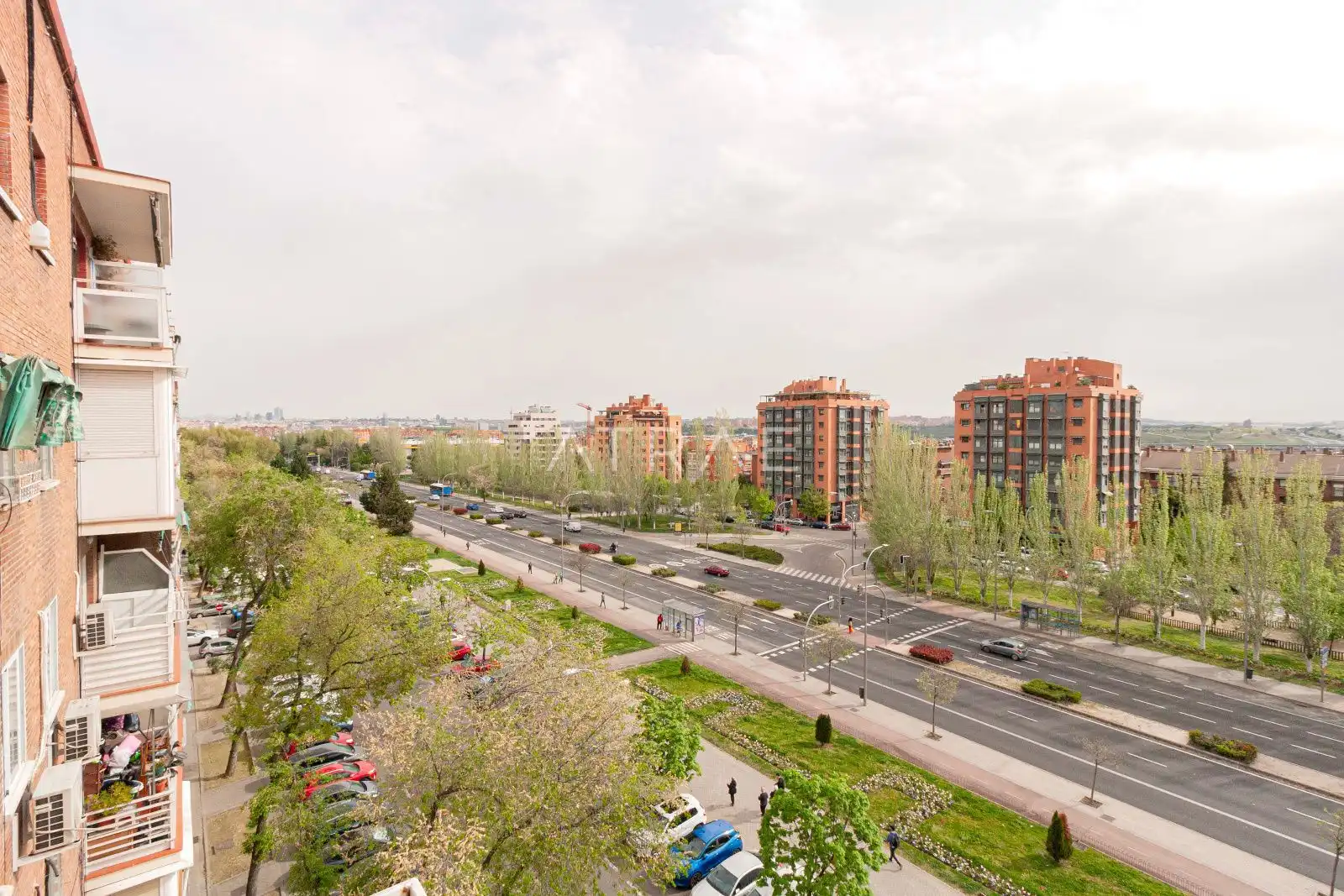 Vista exterior de Pis en venda en Madrid amb Aire condicionat, Calefacció i Terrassa
