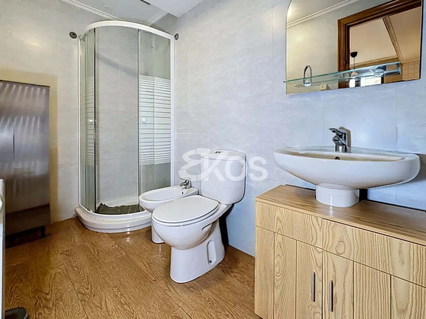 Badezimmer von Maisonette zum Verkauf in Eskoriatza mit Heizung und Balkon