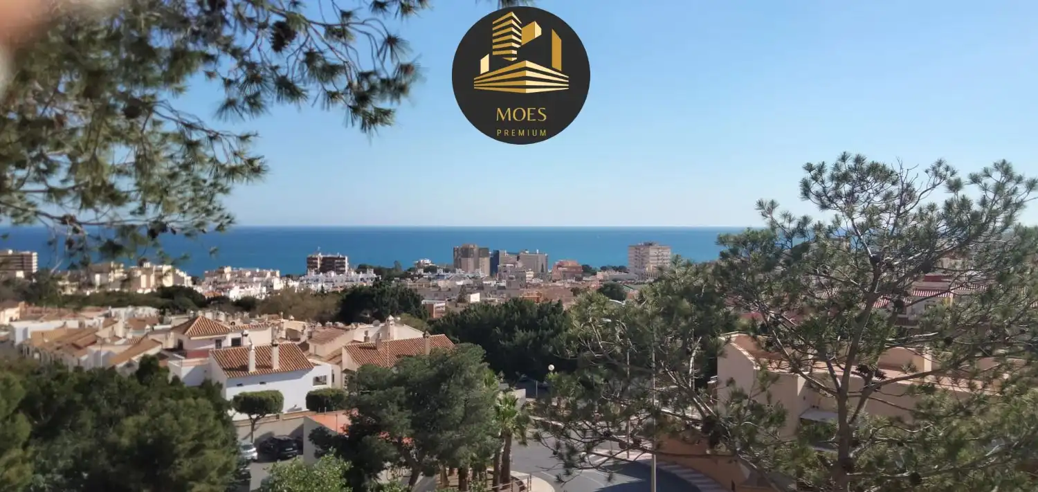 Vista exterior de Casa o chalet en venta en Roquetas de Mar con Aire acondicionado y Trastero