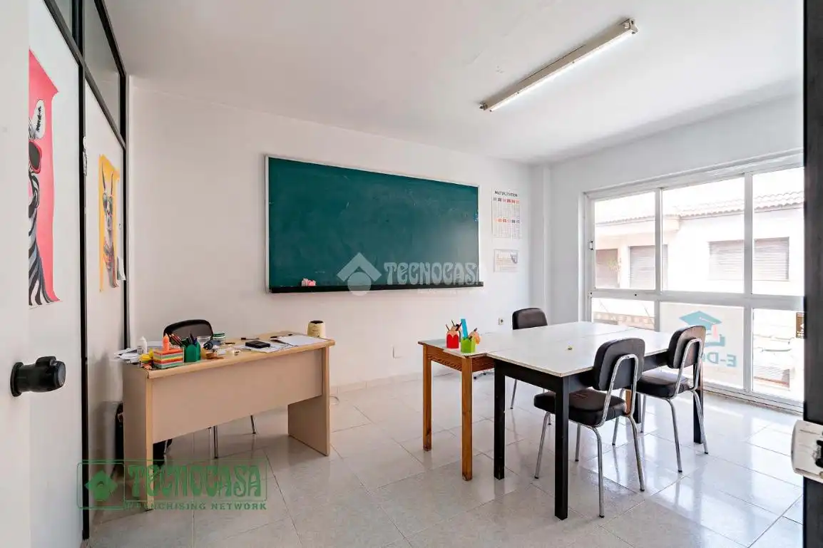 Piso con ascensor en venta en El Ejido Ciudad, imagen 5