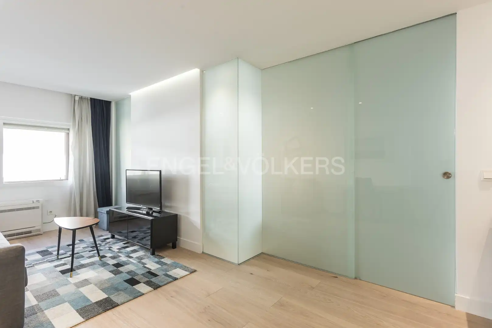 Habitación de Piso de alquiler en Madrid con Aire acondicionado, Calefacción y Amueblado