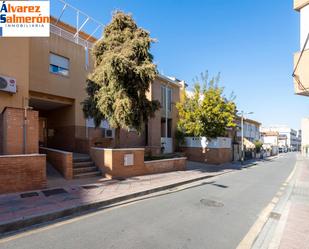 Exterior view of Single-family semi-detached for sale in Armilla  with Air Conditioner, Heating and Terrace