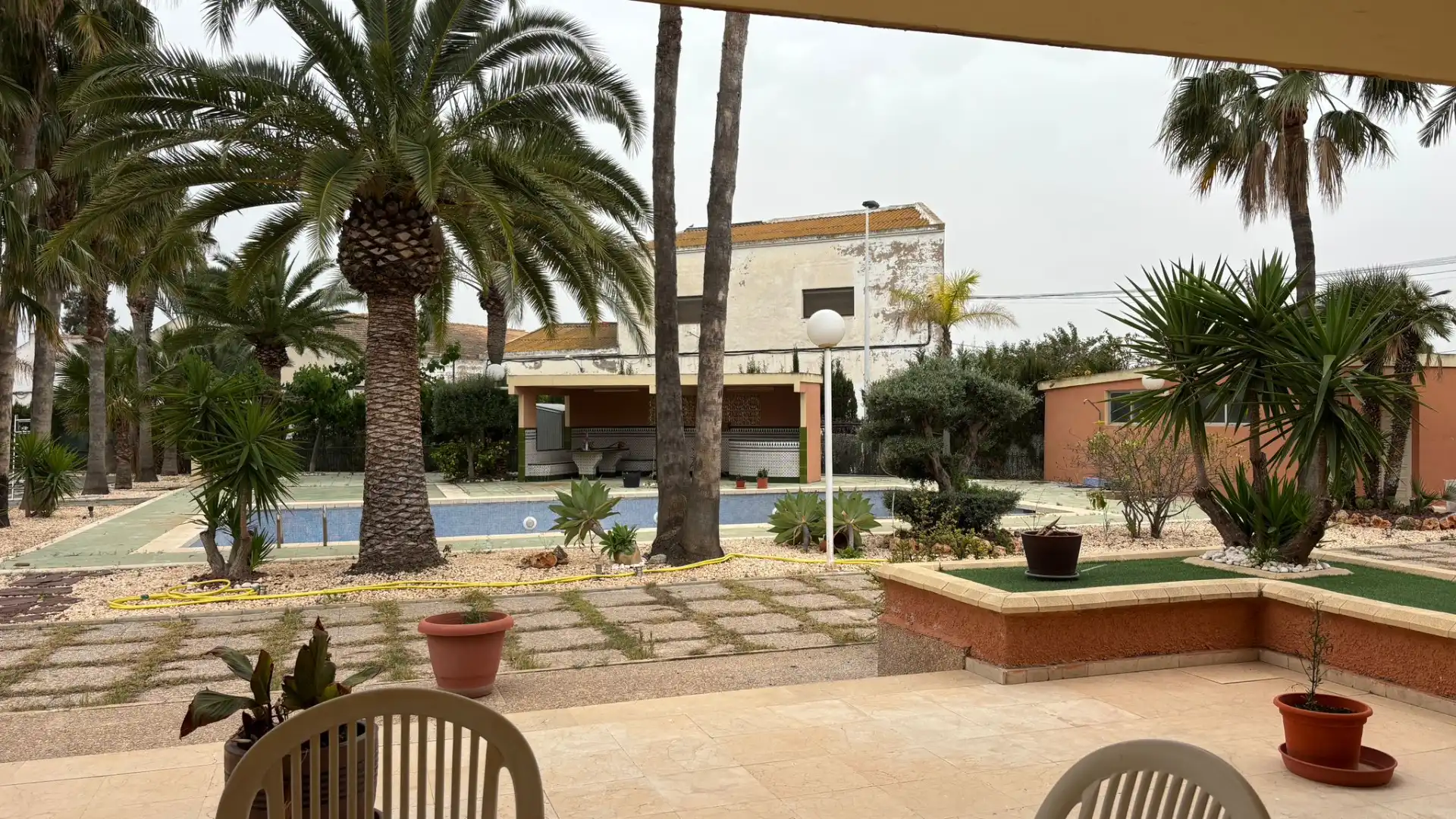 Piscina de Casa o xalet en venda en Elche / Elx amb Jardí privat, Terrassa i Piscina