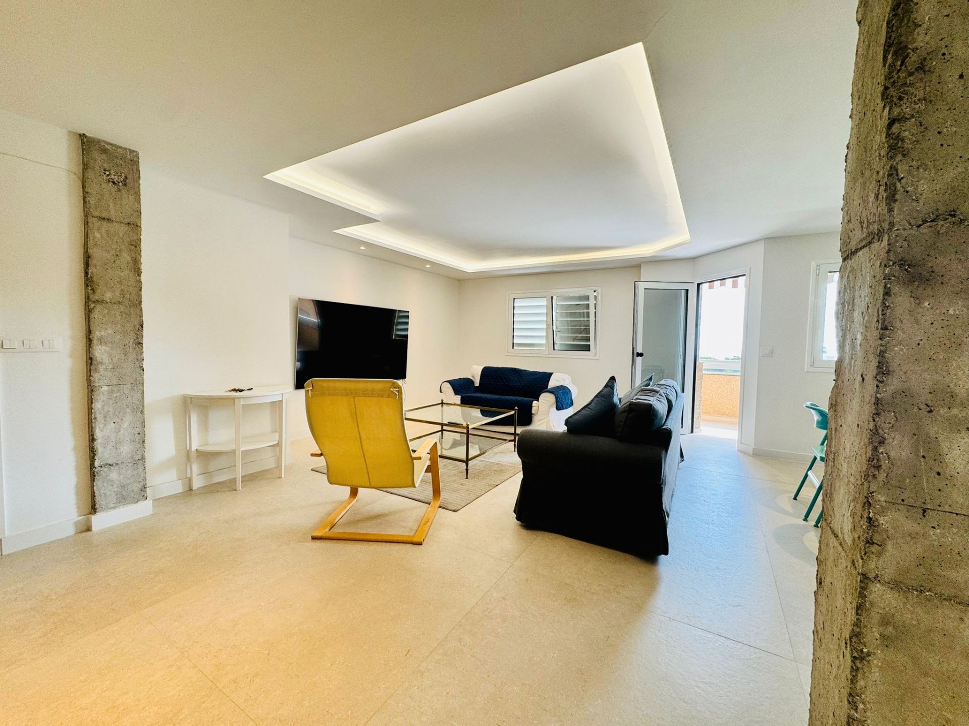 Living room of Flat to rent in  Santa Cruz de Tenerife Capital  with Furnished, Oven and Washing machine