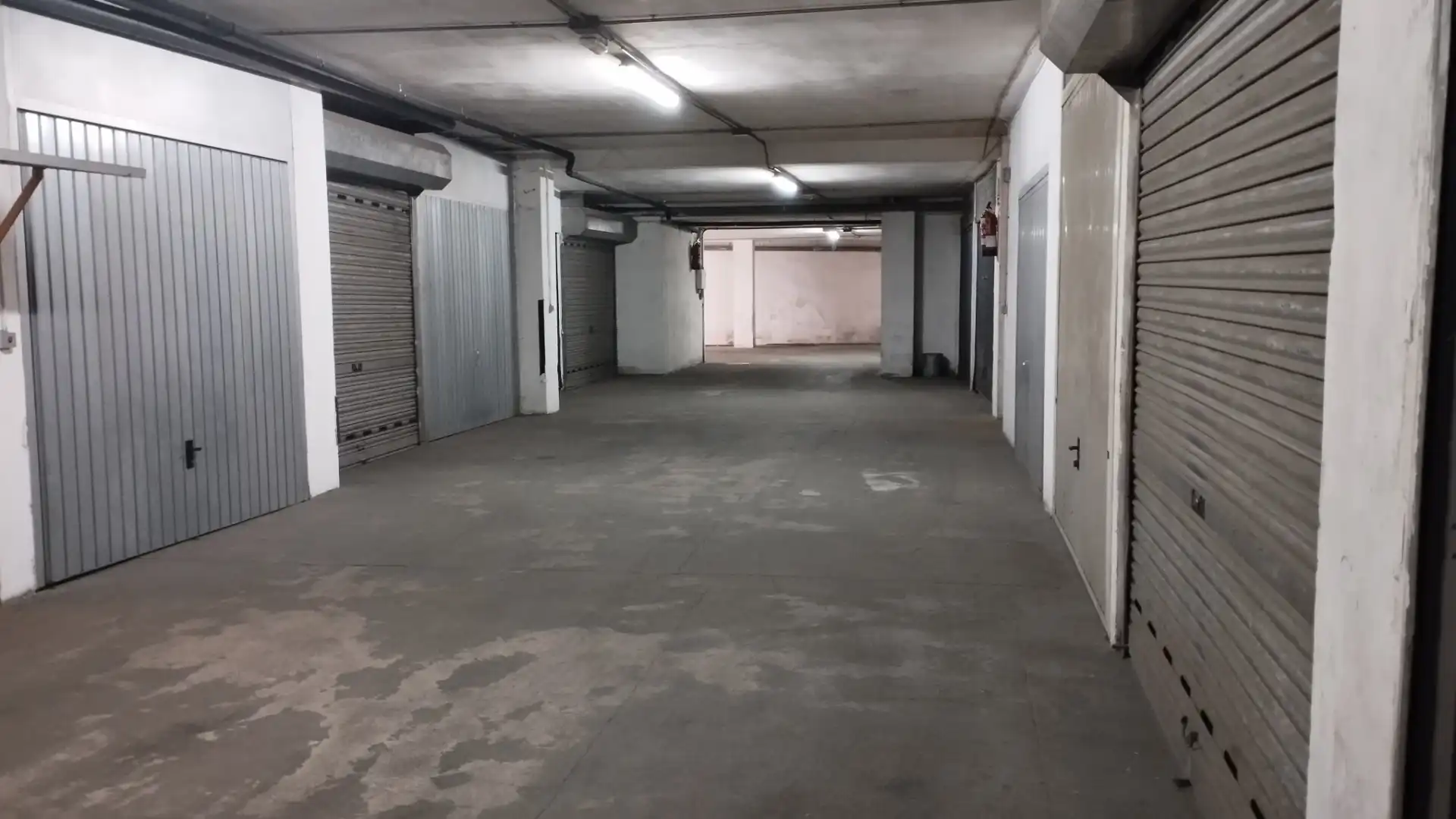 Einzelparkplatz mit Aufzug zum Verkauf in Calle Ronda de Gracia 8, imagen 5