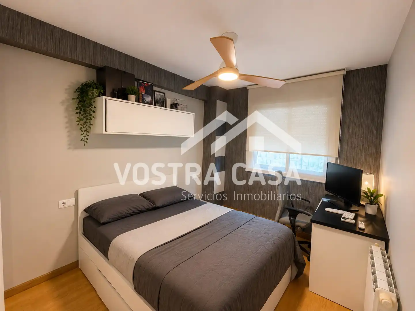 Schlafzimmer von Haus oder Chalet zur Miete in Chiva mit Klimaanlage, Schwimmbad und Möbliert