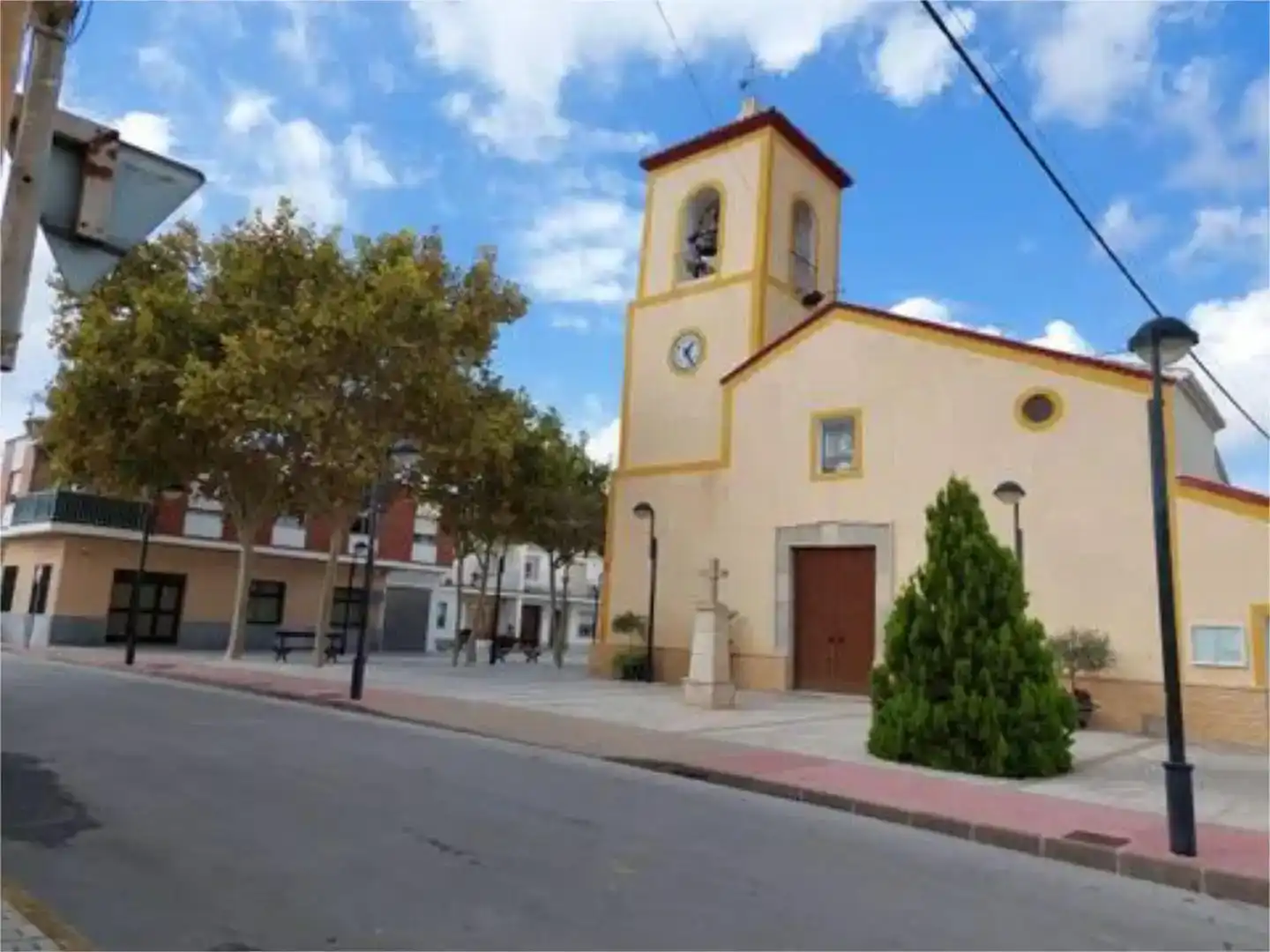 Vista exterior de Casa adosada en venta en Torre-Pacheco