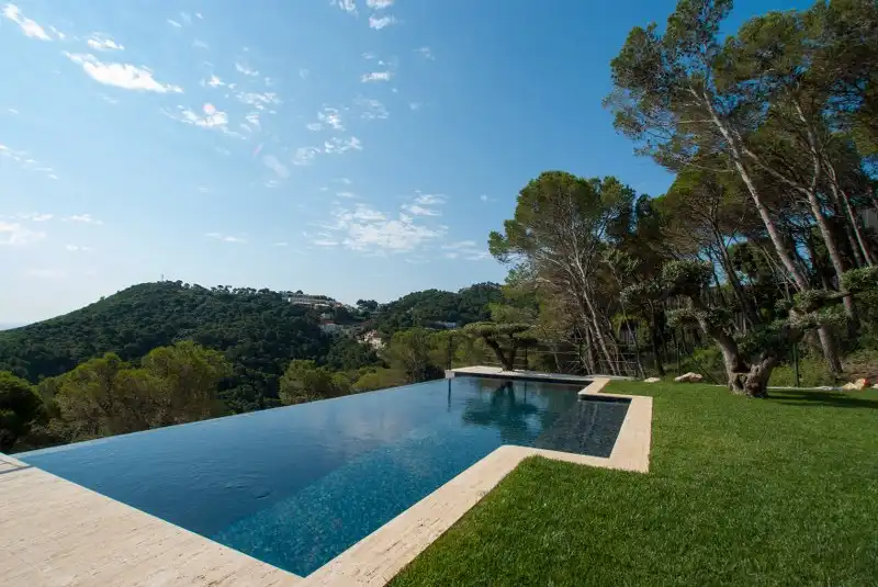 Piscina de Casa o chalet de alquiler en Begur con Aire acondicionado, Jardín privado y Terraza