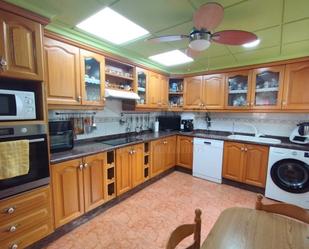 Kitchen of Apartment for sale in Elda  with Air Conditioner, Private garden and Terrace