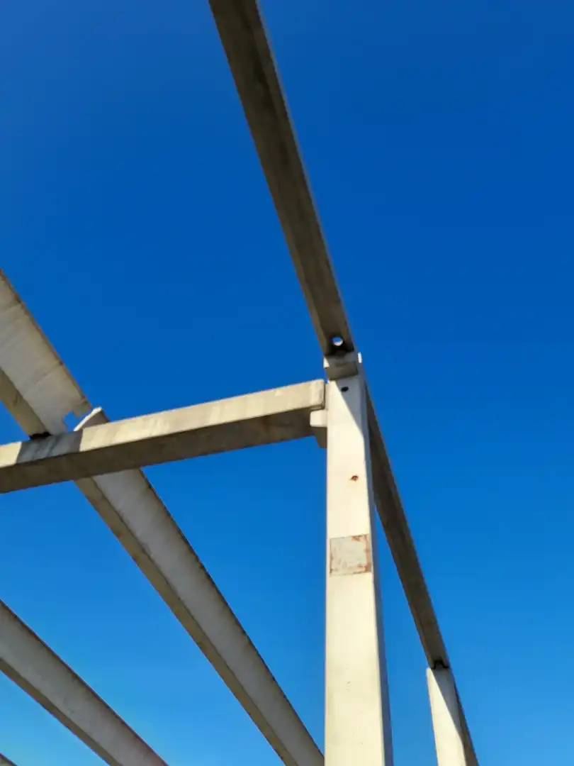 Außenansicht von Fabrikhallen zum Verkauf in El Pont de Vilomara i Rocafort