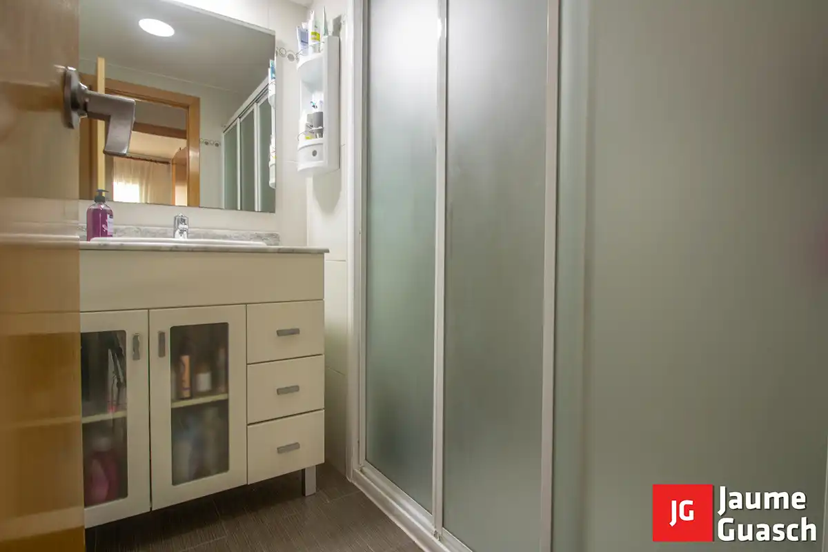 Flat with lift for sale in Centre, imagen 21