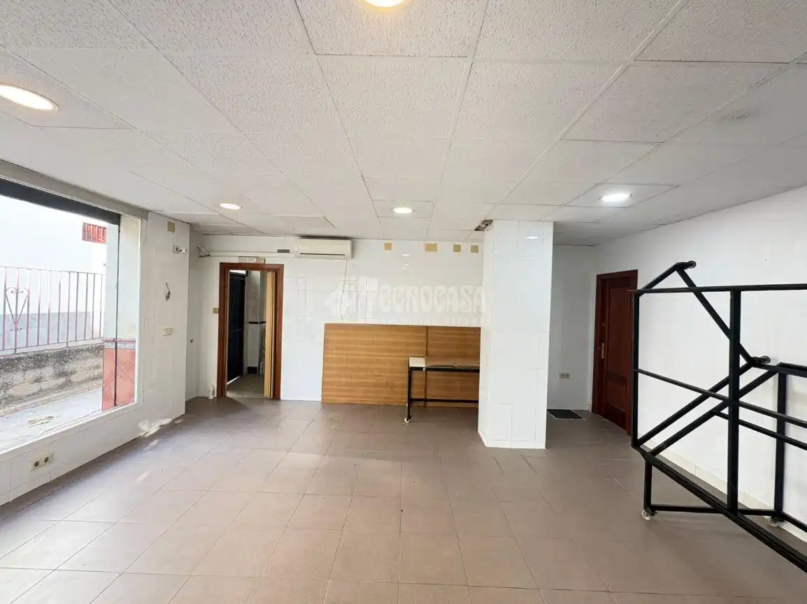 Local comercial en venda a Andújar, imagen 9