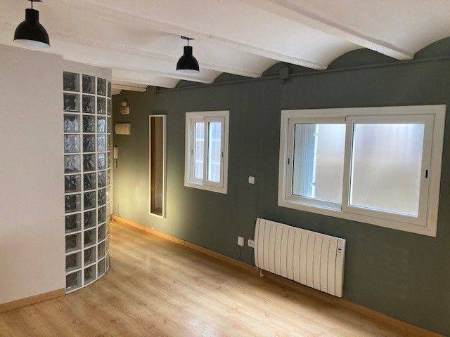 Local comercial en Alquiler en Carrer de los Castillejos, 243 en Sagrada Família