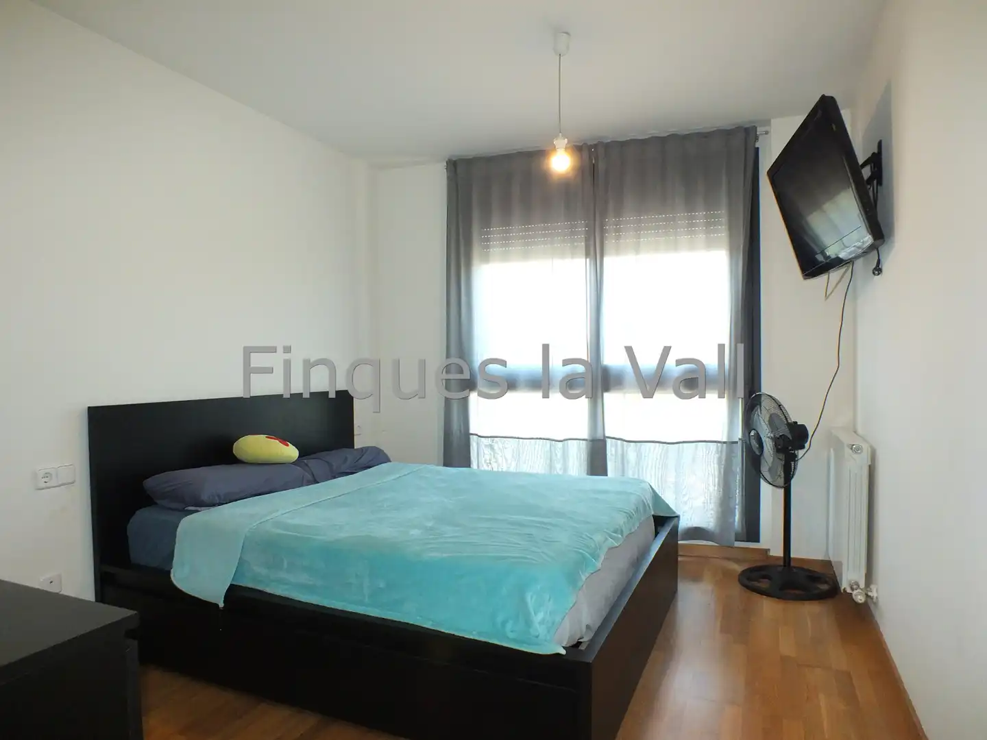 Habitación de Piso en venta en Vic con Calefacción y Horno