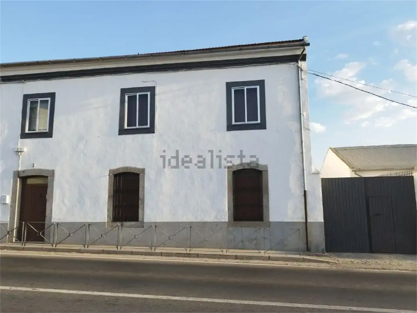 Vista exterior de Pis en venda en Alcaracejos amb Traster