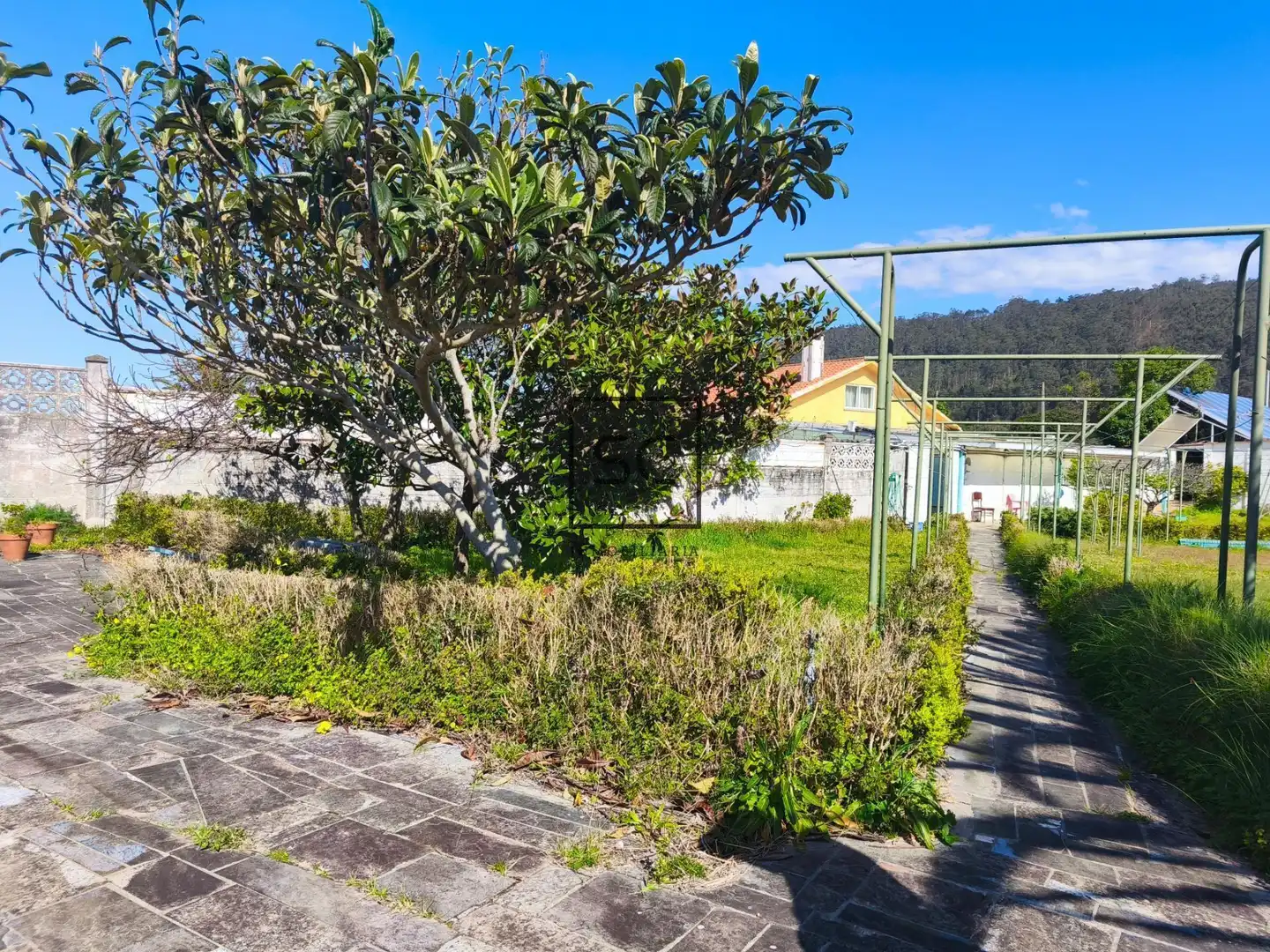 Vista exterior de Casa o xalet en venda en Ferrol amb Calefacció, Jardí privat i Traster