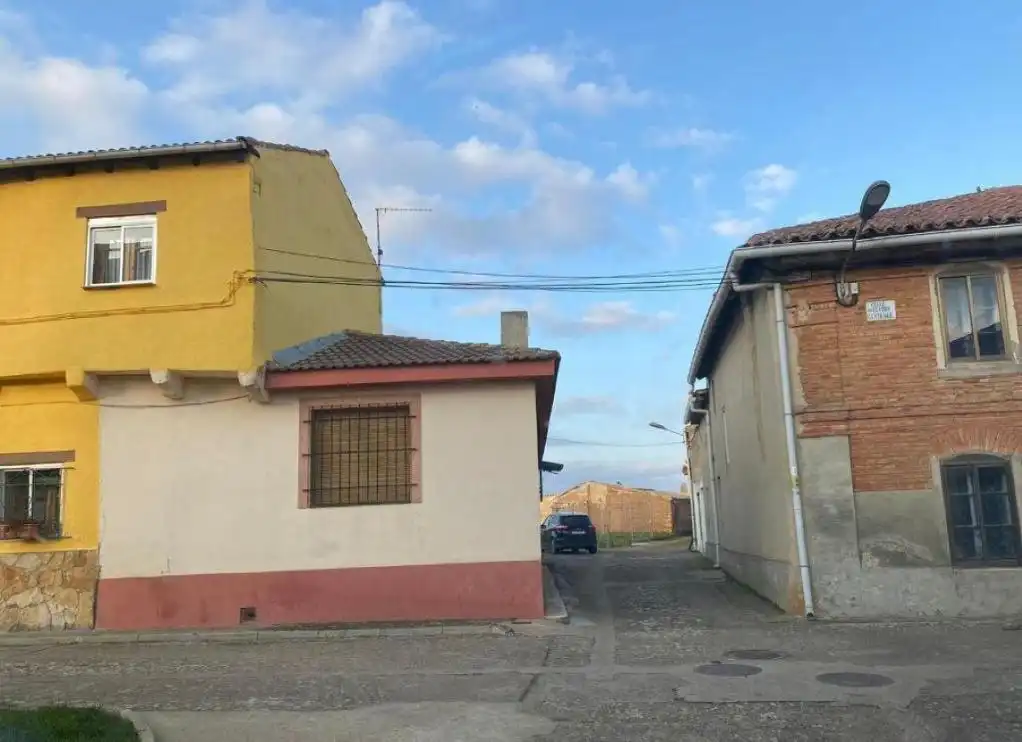 Vista exterior de Terreno en venta en Padilla de Abajo