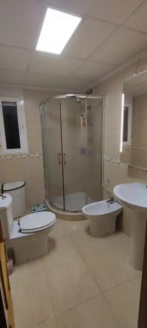 Bany de Àtic en venda en Andújar amb Aire condicionat