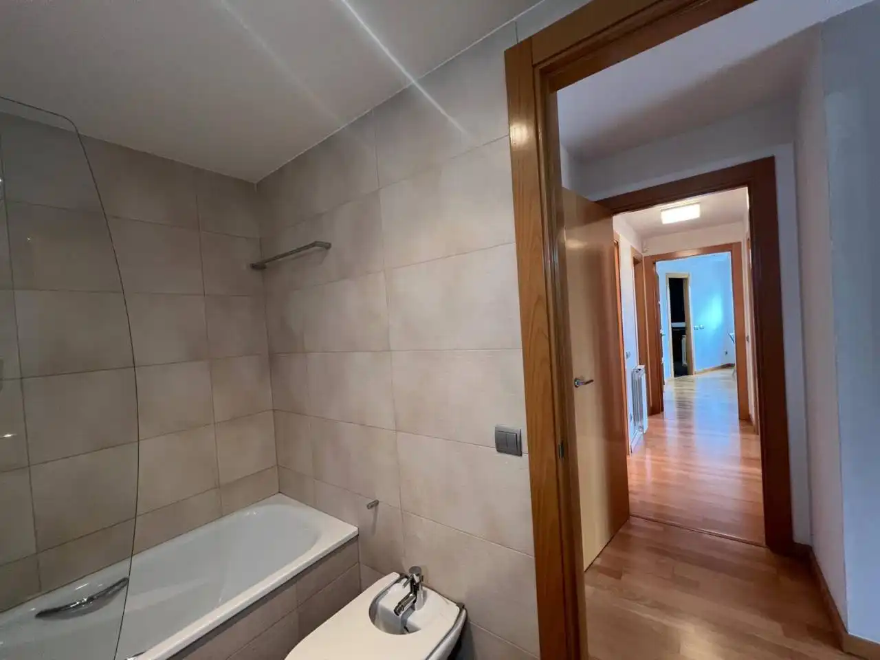 Baño de Piso en venta en Terrassa con Aire acondicionado, Calefacción y Parquet