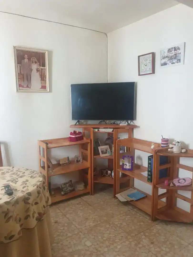 Sala de estar de Casa adosada en venta en Alcocer con Trastero, Amueblado y Balcón