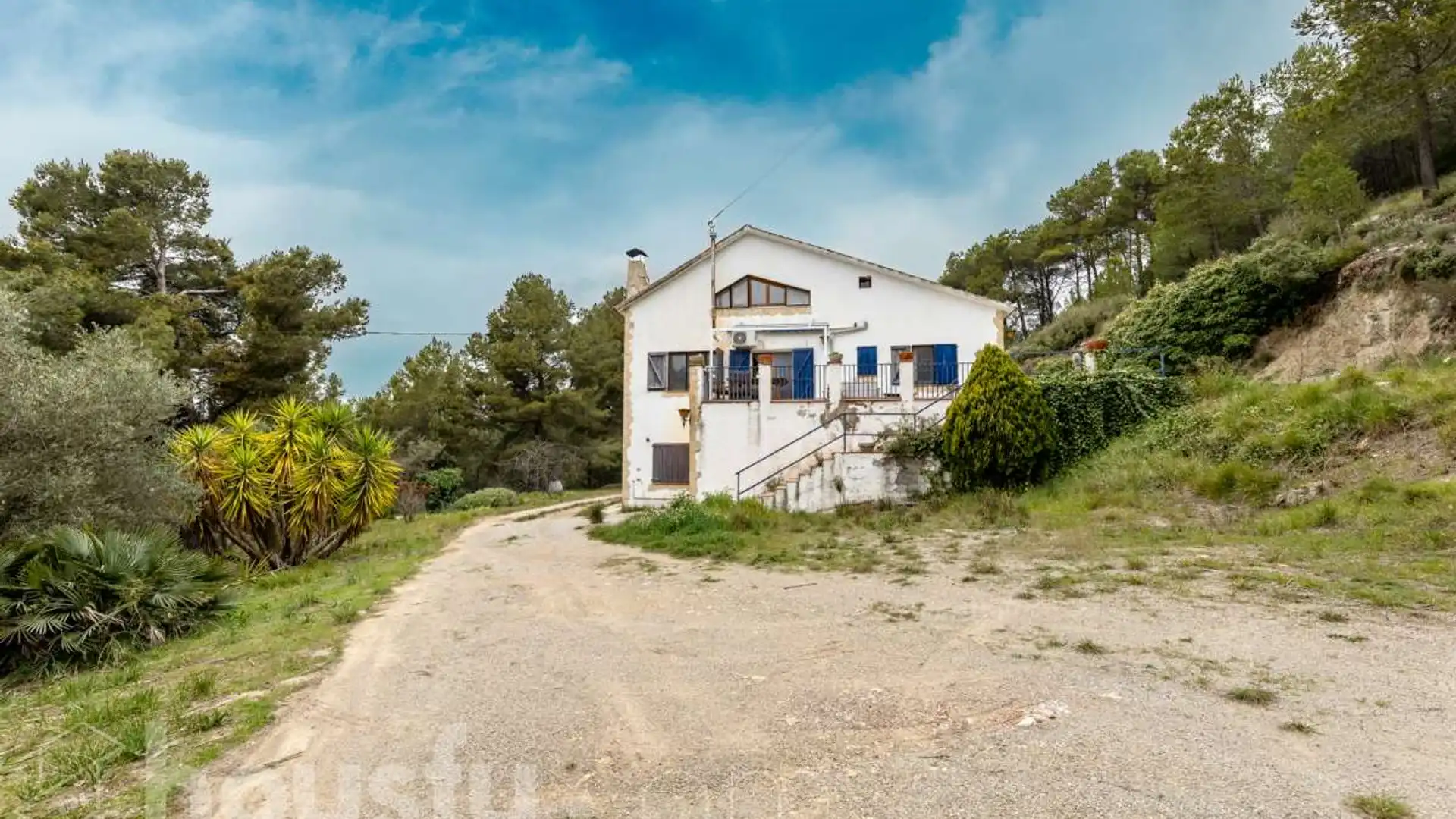 Vista exterior de Casa o chalet en venta en Torrelles de Foix con Aire acondicionado, Calefacción y Jardín privado