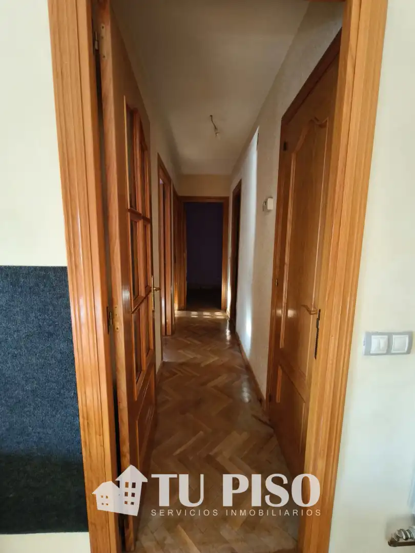 Piso en venta en Fuenlabrada con Calefacción, Parquet y Terraza