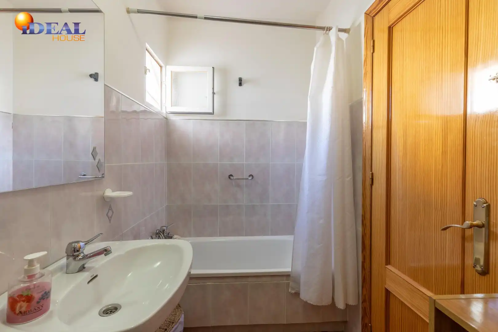 Reihenhaus zum Verkauf in Gójar, imagen 26