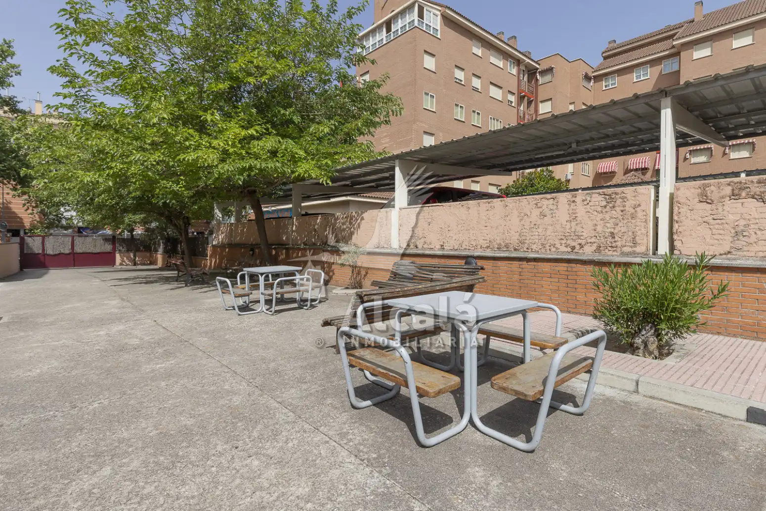Terrassa de Pis en venda en Alcalá de Henares amb Calefacció, Traster i Piscina