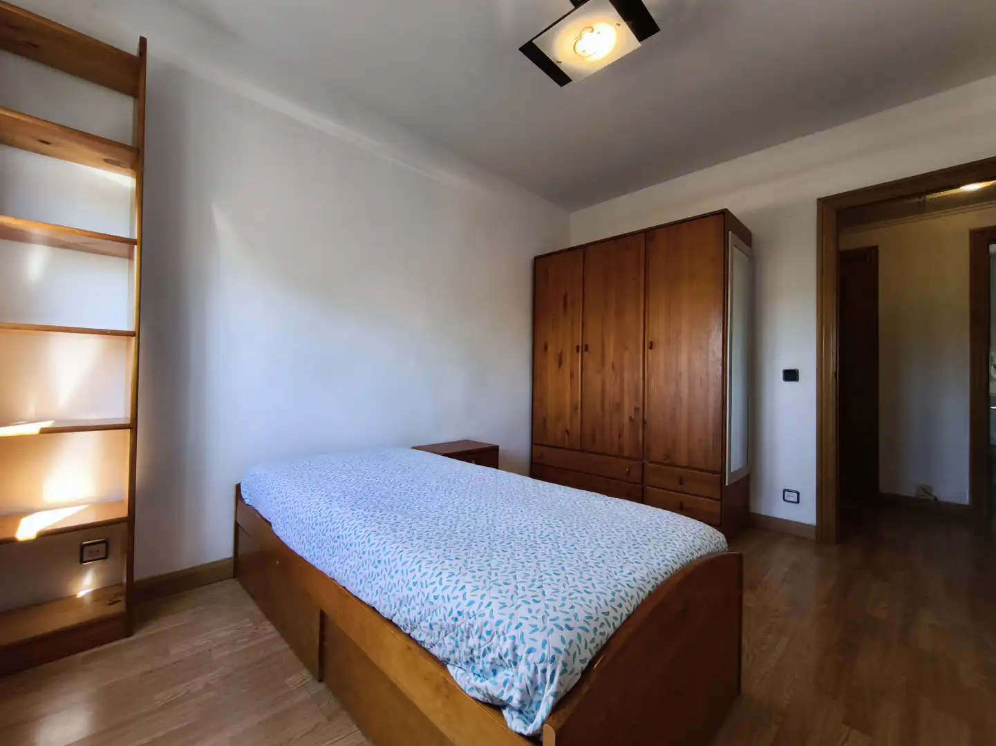 Bedroom of Flat for rent in  Logroño  with Heating and Storage room