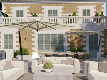 Detached house with balcony for sale in Port d'Andratx