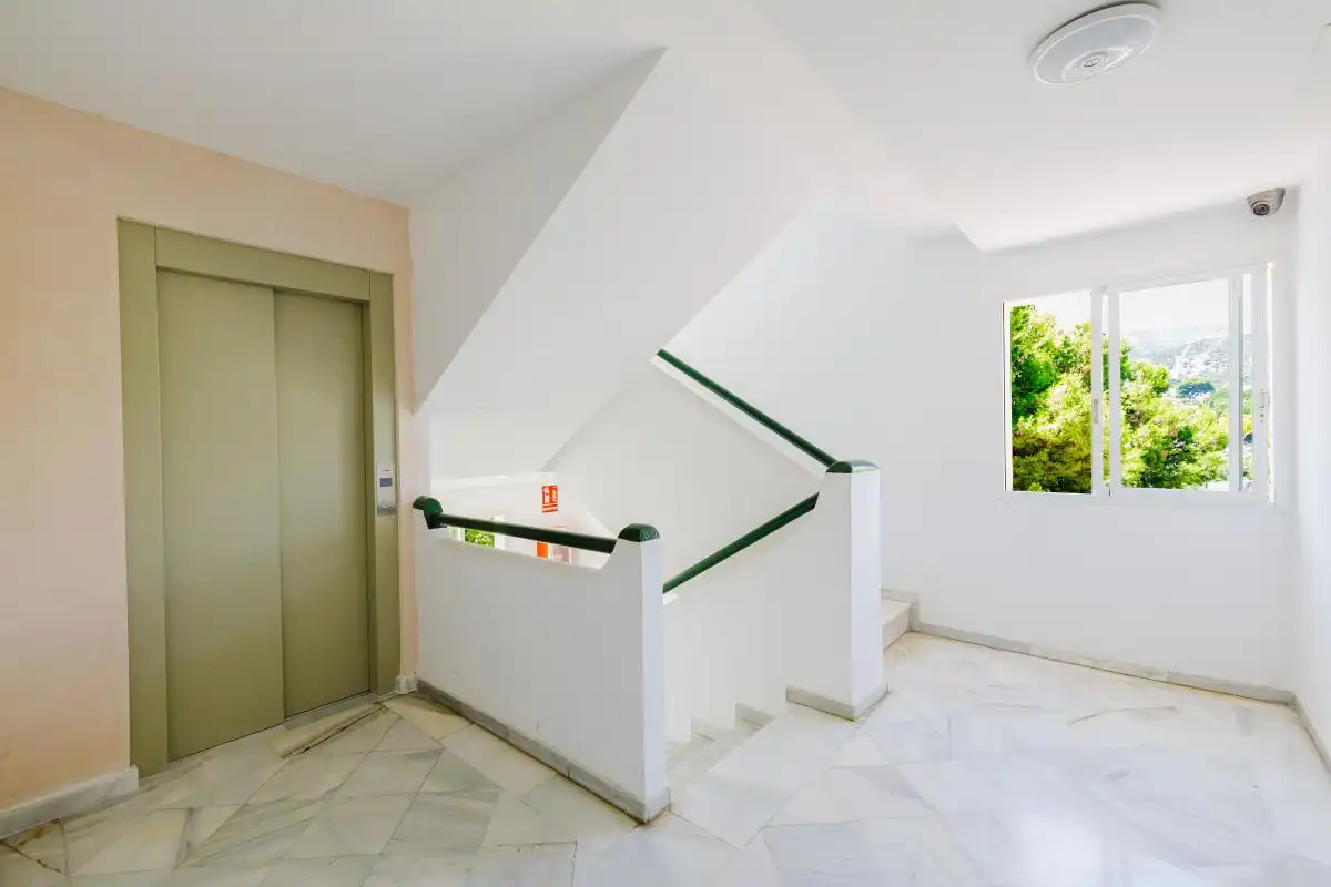 Piso en venta en Torremolinos con Aire acondicionado, Calefacción y Jardín privado