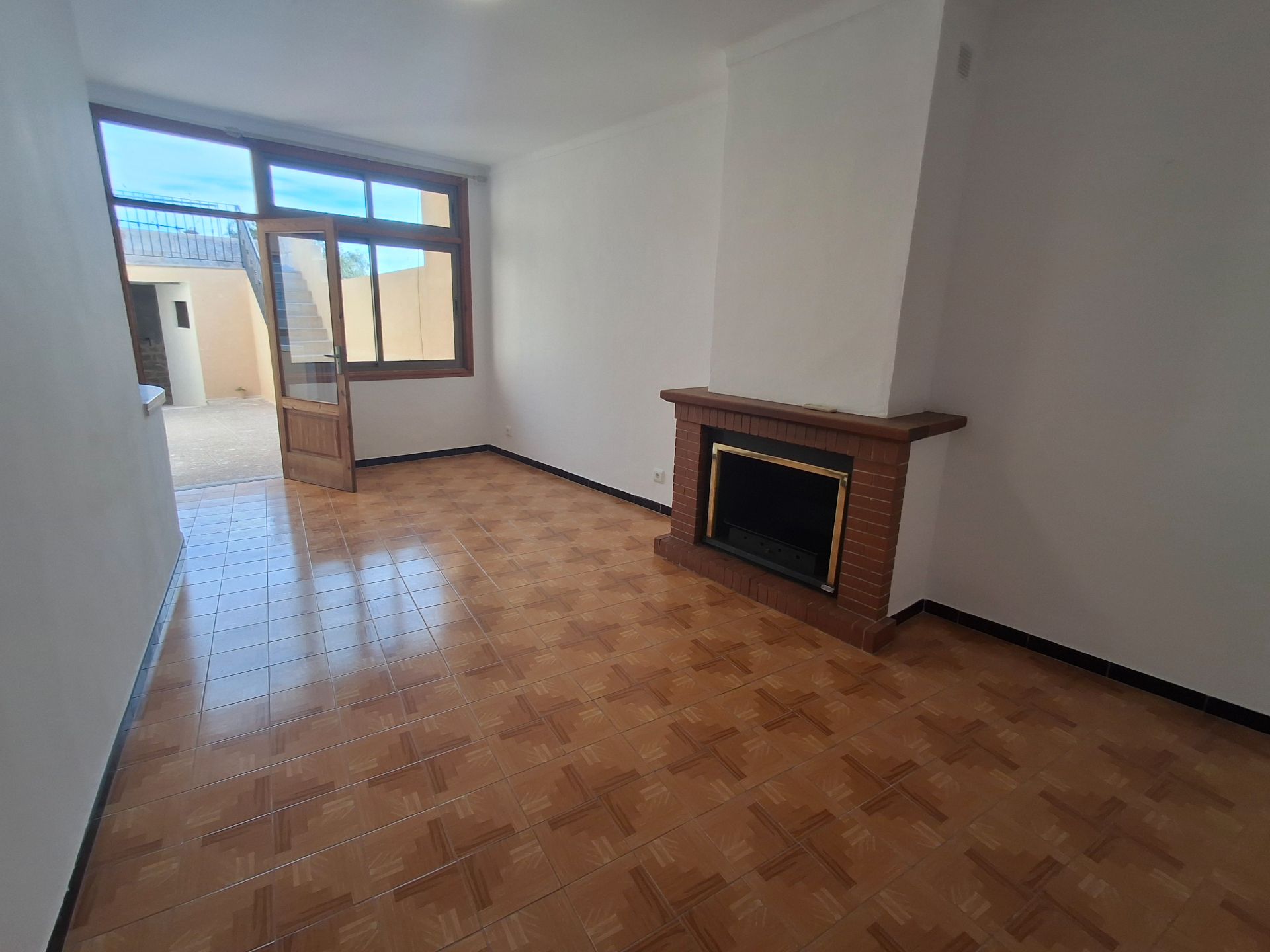Living room of Planta baja to rent in Maria de la Salut  with Air Conditioner, Heating and Terrace