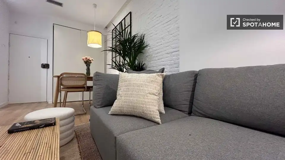 Flat for rent in El Raval