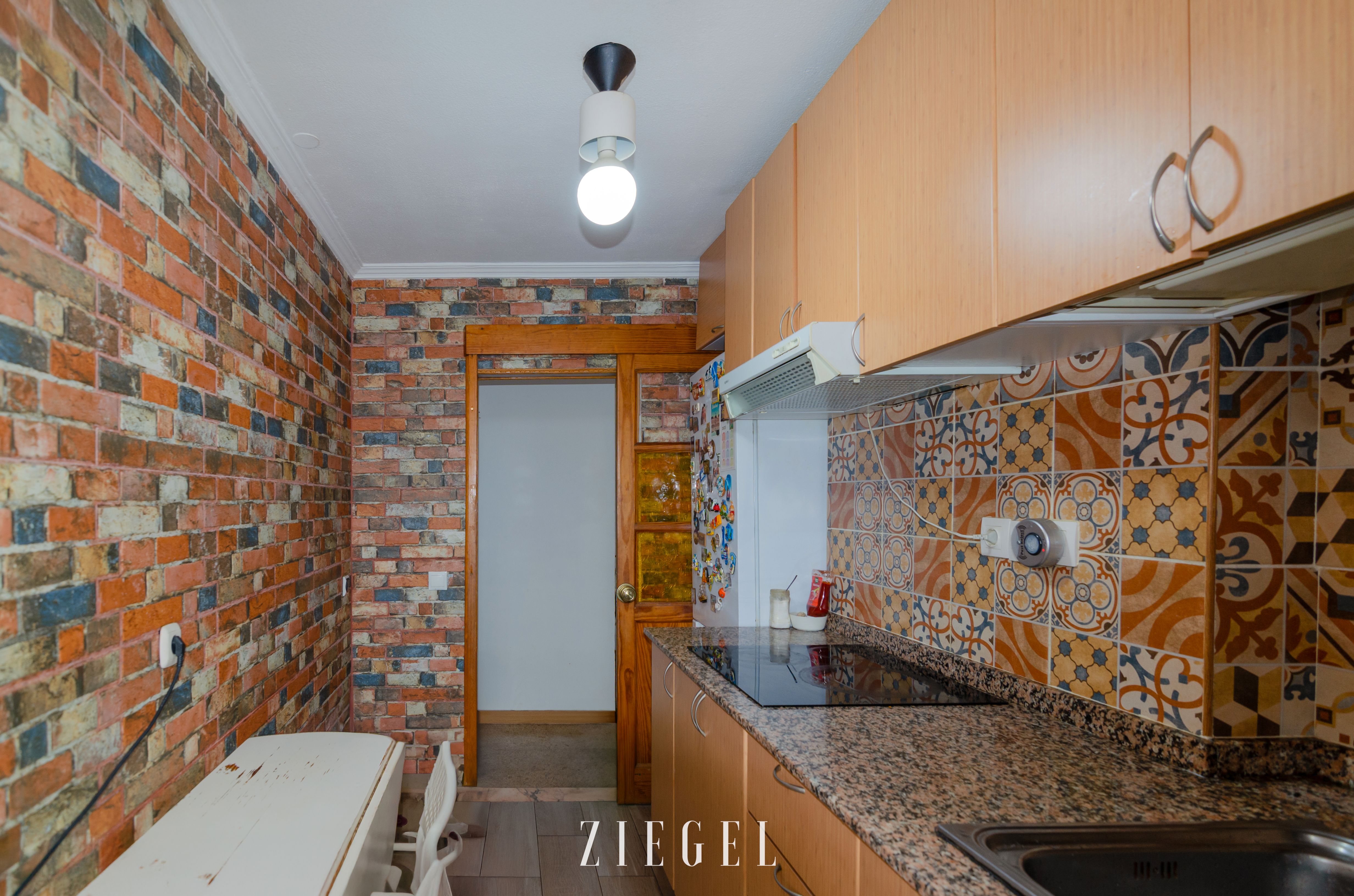 Kitchen of Flat for sale in Las Palmas de Gran Canaria  with Terrace