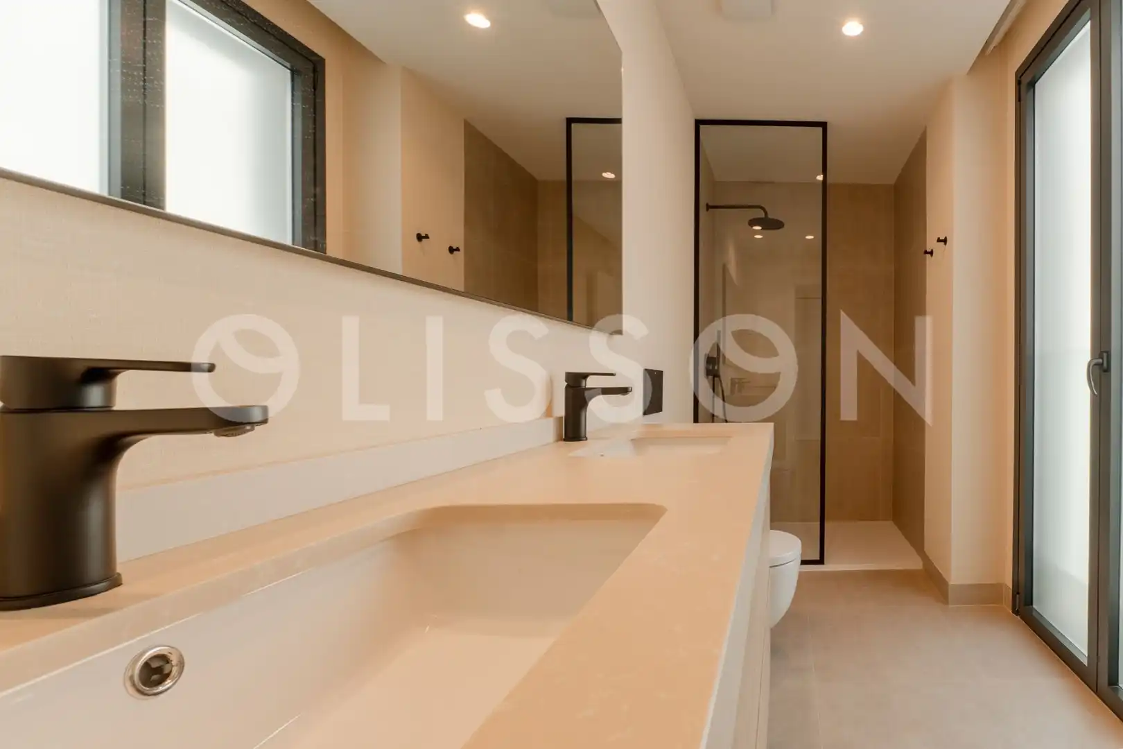 Baño de Piso de alquiler en Madrid con Aire acondicionado, Calefacción y Terraza