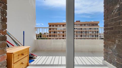 Foto 3 de Apartament en venda a Calle Arrecife, Punta Prima, Torrevieja