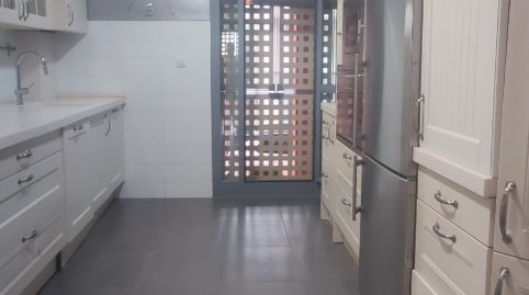 Foto 5 de Piso en venta en Calle Califato, La Pañoleta, Camas