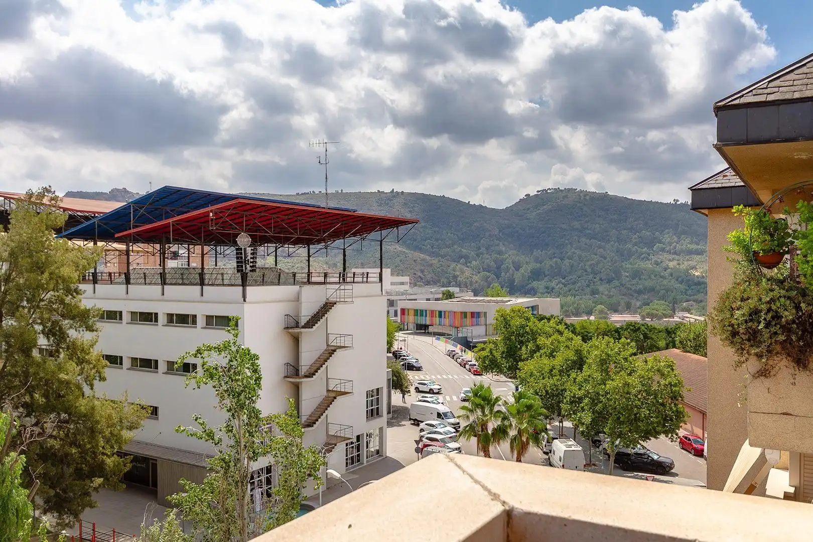Vista exterior de Pis en venda en Martorell amb Aire condicionat, Calefacció i Jardí privat