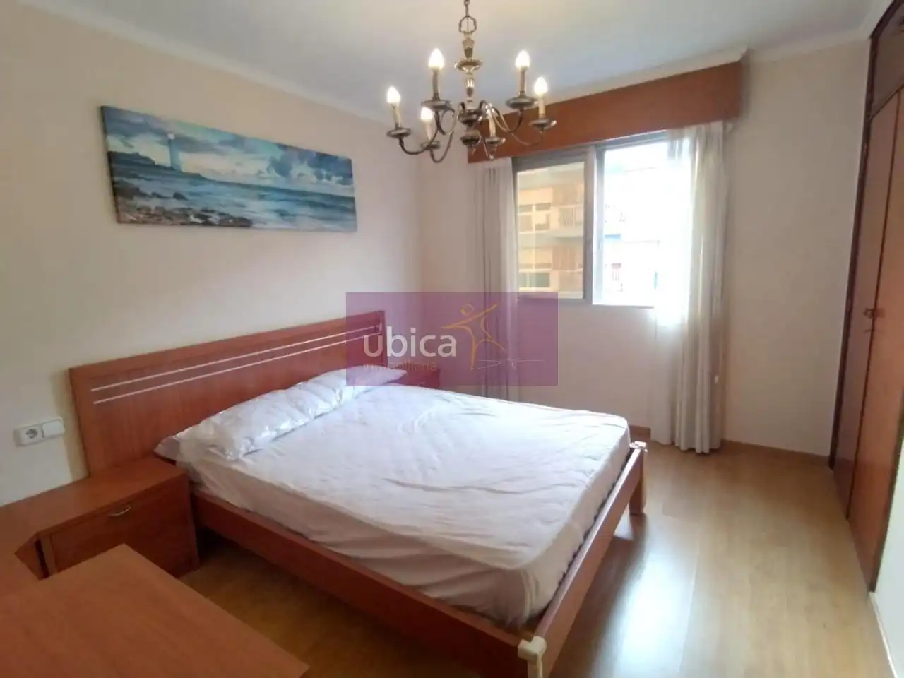 Habitación de Piso en venta en Vigo  con Trastero y Amueblado