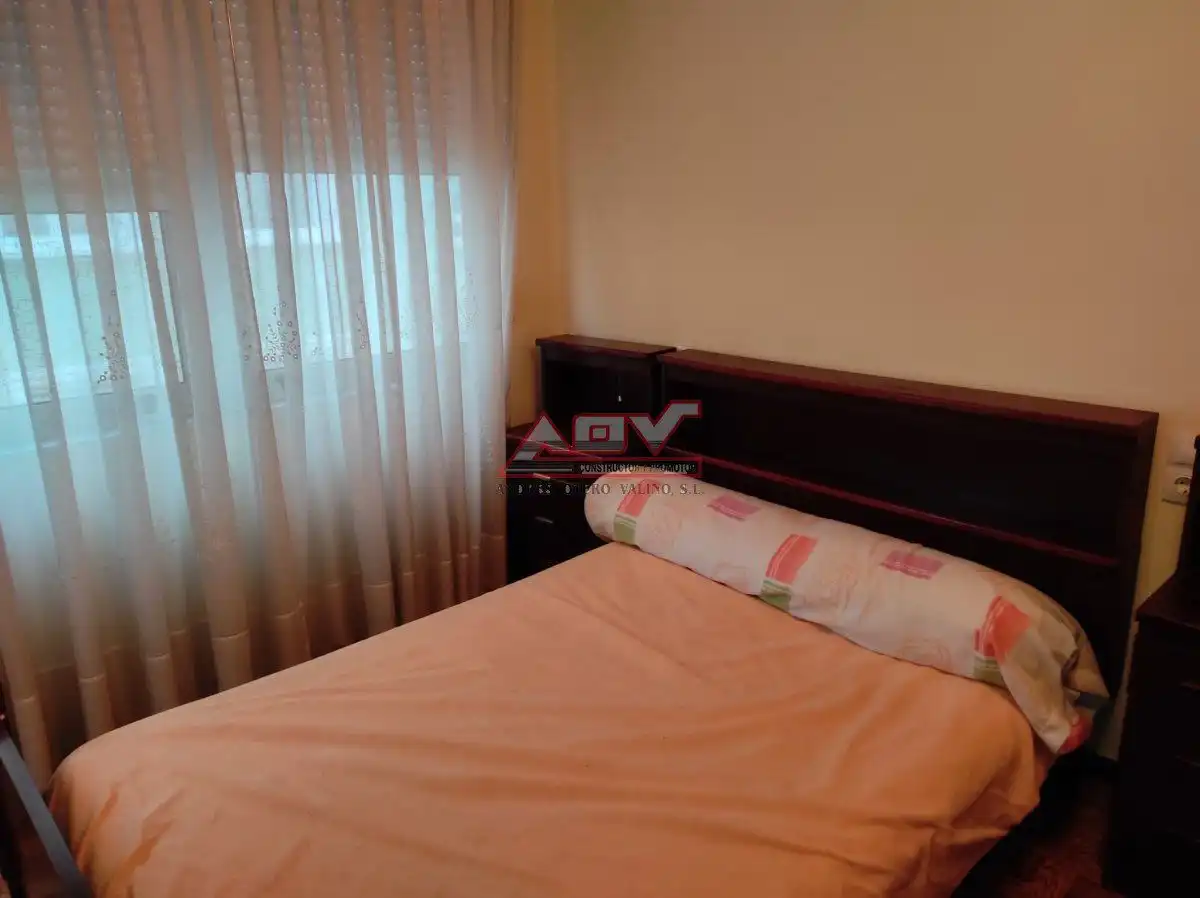 Habitación de Piso de alquiler en Ferrol con Aire acondicionado, Amueblado y Balcón